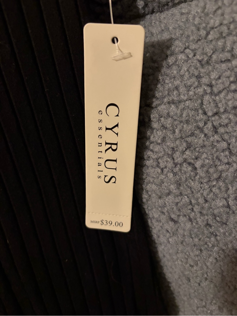 Cyrus Black Ribbed V-Neck Short Sleeve Top - Picture 4 of 4
